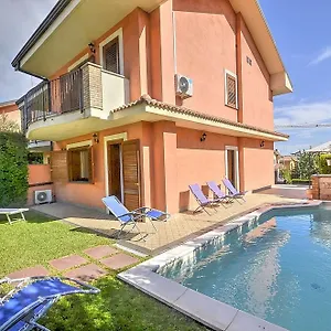 https://etna-villa-il-pino.sicilyhotelsitaly.net